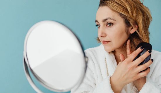 Aesthetic treatments to reduce sagging cheeks